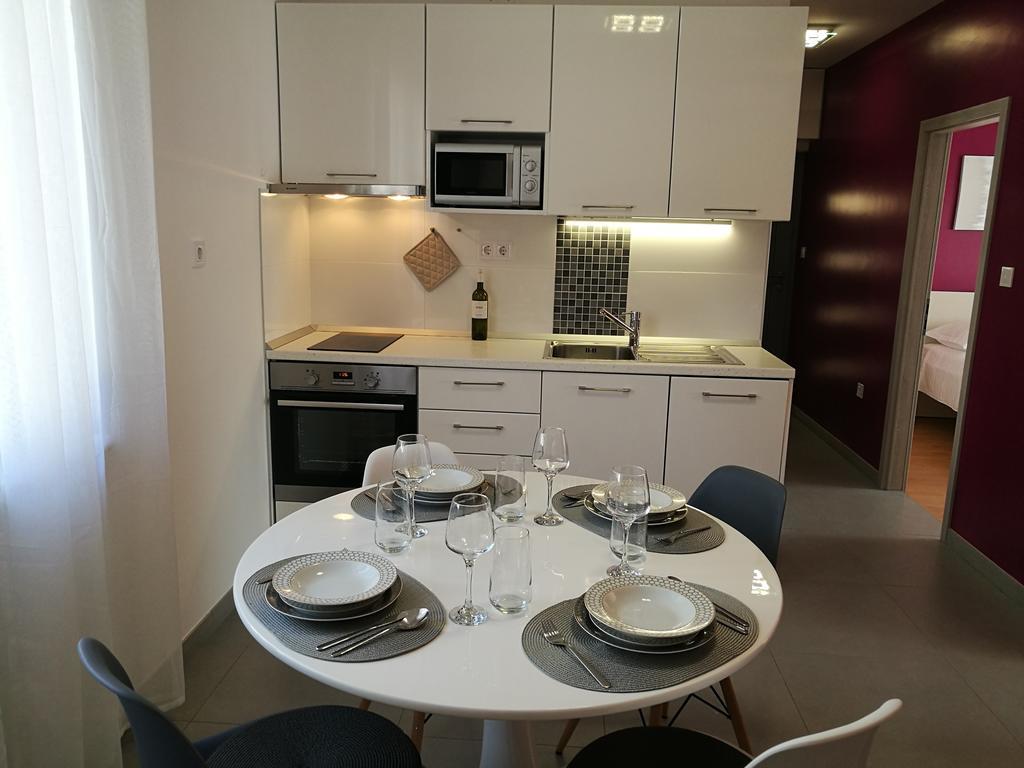 Apartments Benika Bol Eksteriør bilde